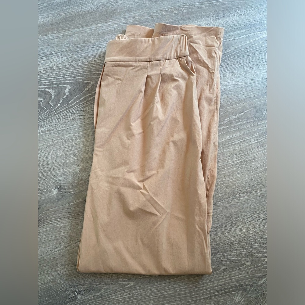 Lululemon Essential High Rise Trouser
